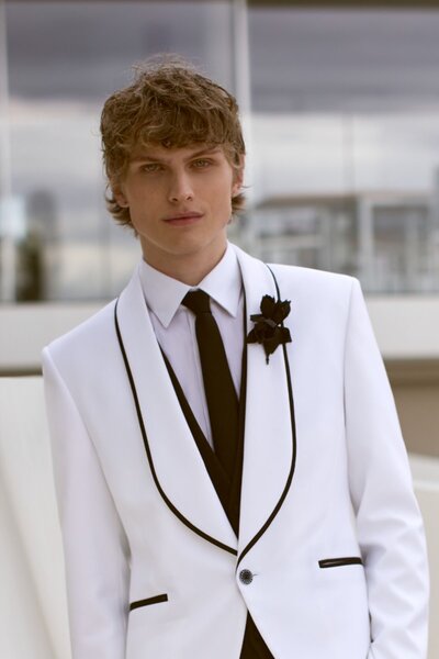 Costume mire la comanda Sprezza Bucuresti